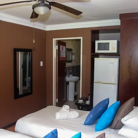 Echo Garden Guesthouse Rustenburg Exterior photo
